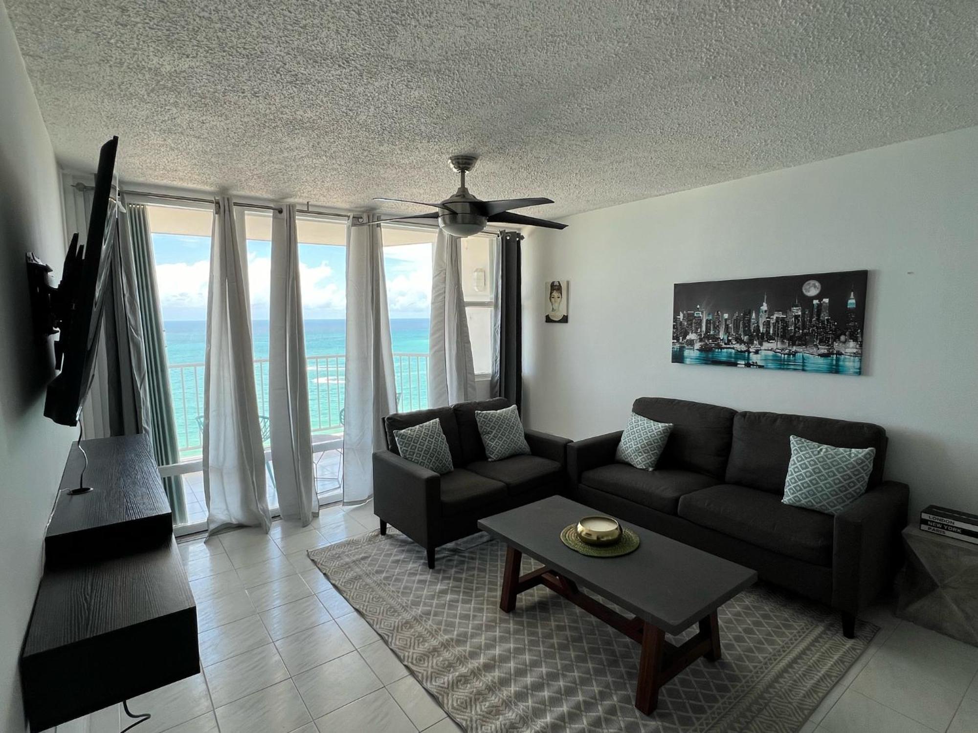 Gorgeous Ocean View 1Br W/Beach Acess & Pool Apartment ซานฮวน ภายนอก รูปภาพ